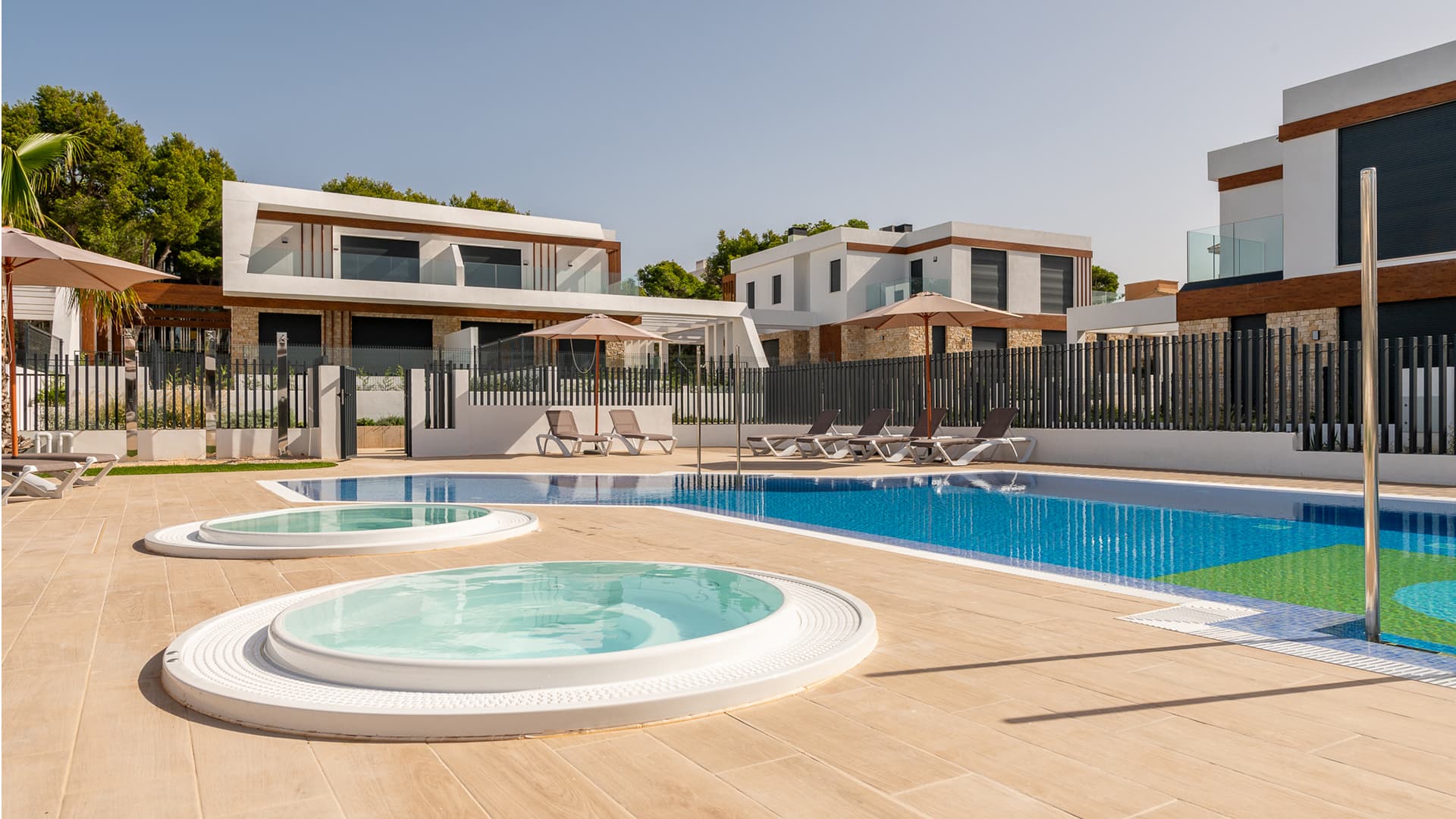 Semi-Detached House — Luz de Cala Ratjada by TM